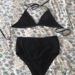 Black bikini set